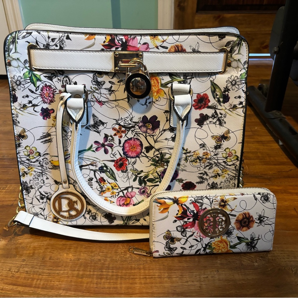 Dasein Cross Body & Wallet